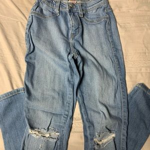 Fashion nova skinny ripped jeans